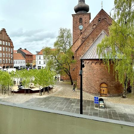 2 Vaerelses Retro Lejlighed Pa Torvet Horsens Exterior photo